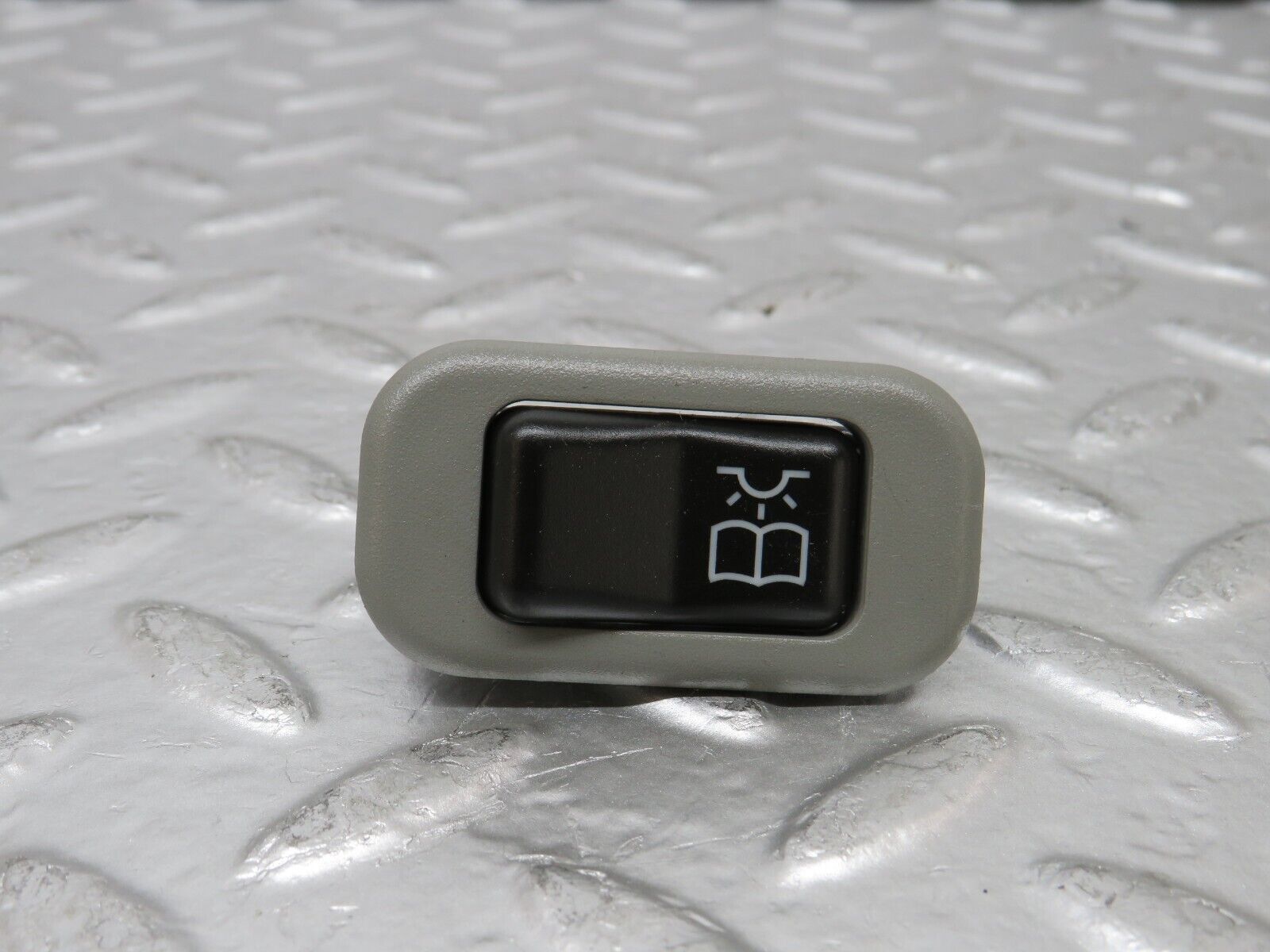 24932 Mercedes-Benz W140 S320 Dome Light Switch 1408210651
