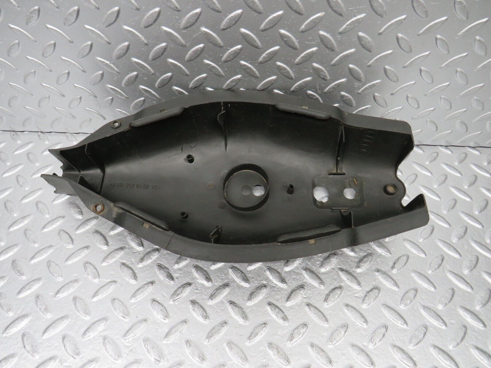 30762 Mercedes-Benz W201 190E 2.0L Rear Control Arm Cover 2013520588
