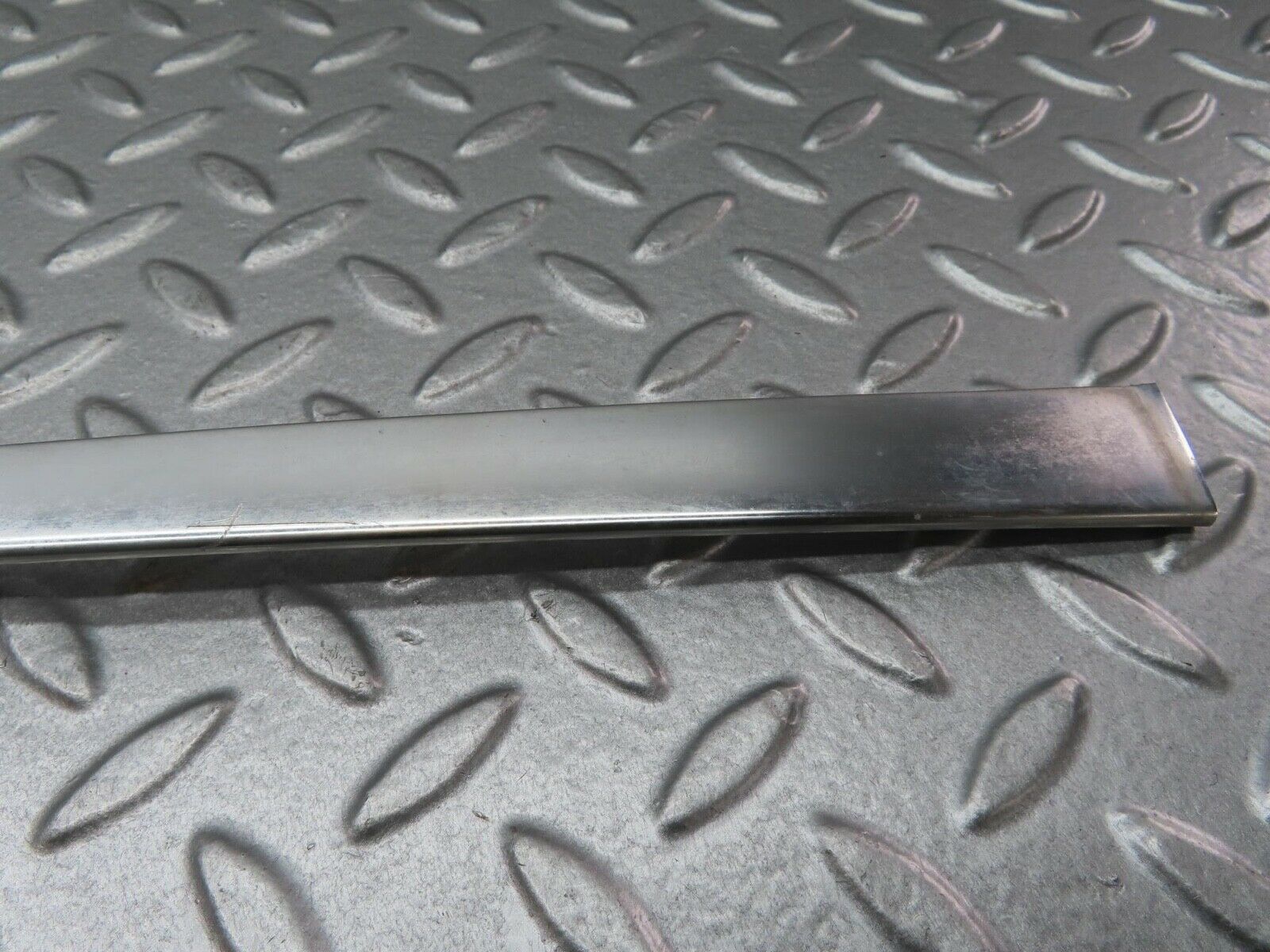 13599 Mercedes-Benz W123 200 Rear Right Door Window Chrome Frame