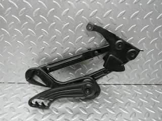 24237 Mercedes-Benz S124 220TE Wagon Bonnet Hinge Left Side 1298870174
