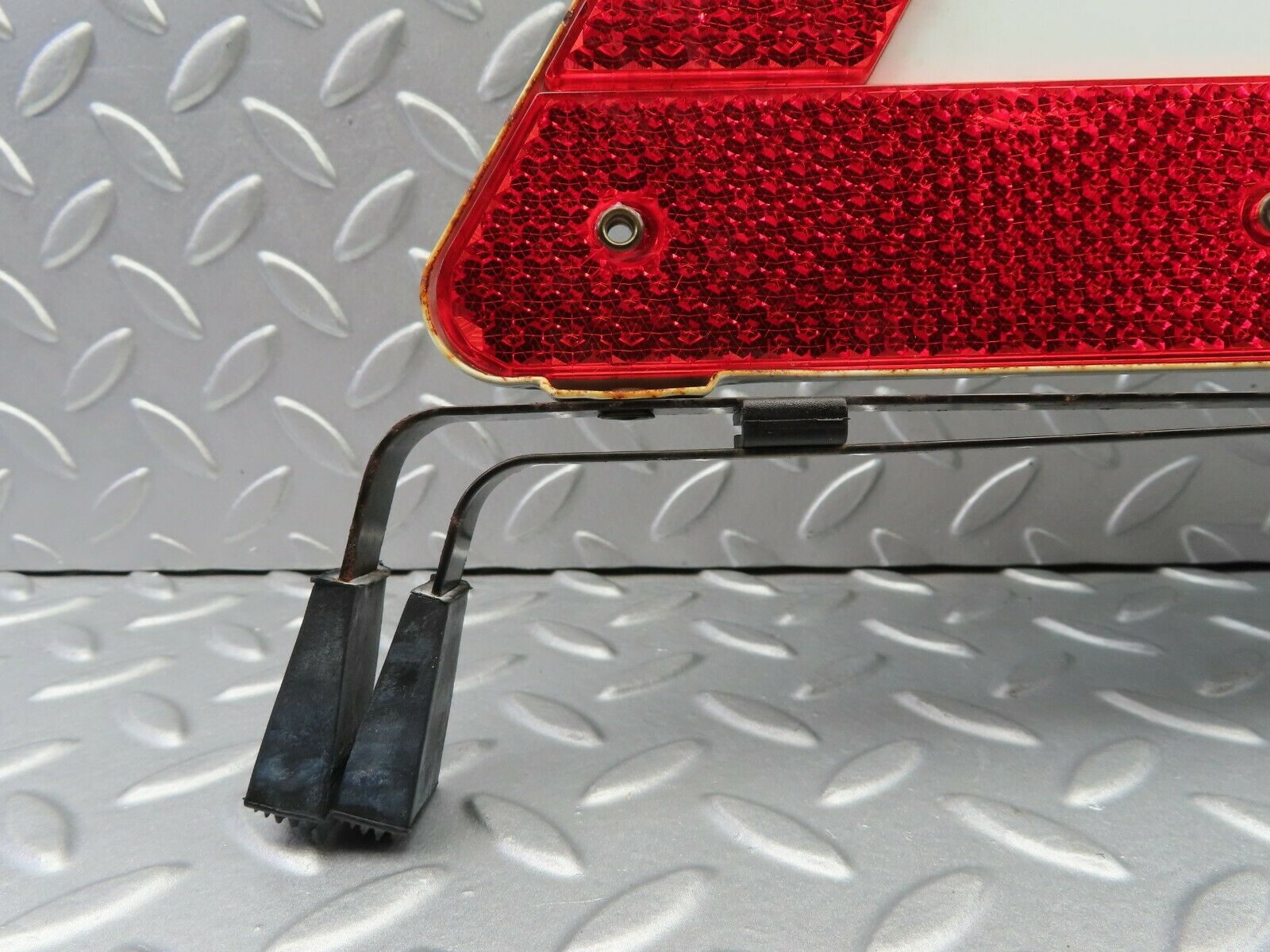 6979 Mercedes-Benz W126 380SE Warning Triangle