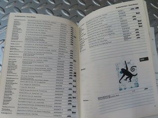 13105 Mercedes-Benz Service Stations Book Europa