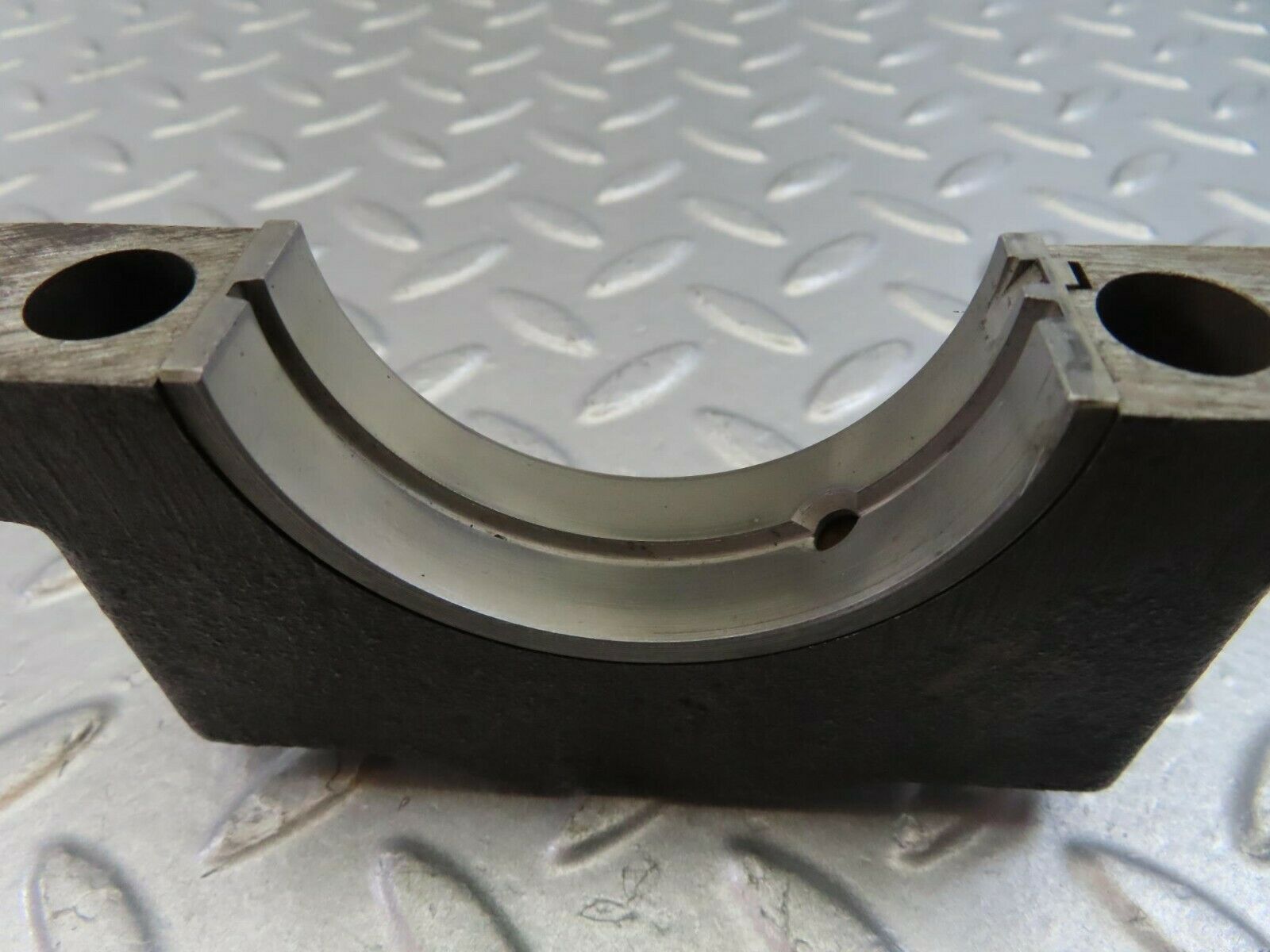 9873 Mercedes-Benz C123 280CE Coupe Crankshaft Bearing Holder Block 1080110211