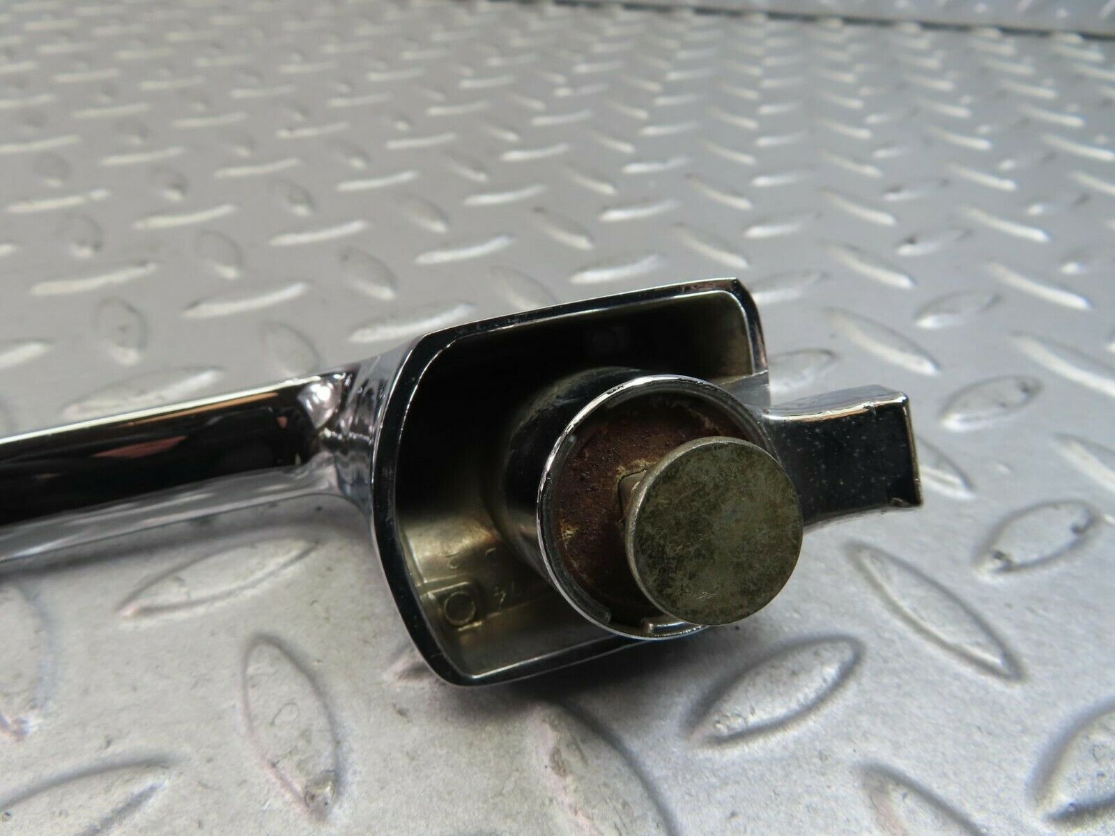 8793 Mercedes-Benz W115 Chrome Door Handle Rear Right 1157660401