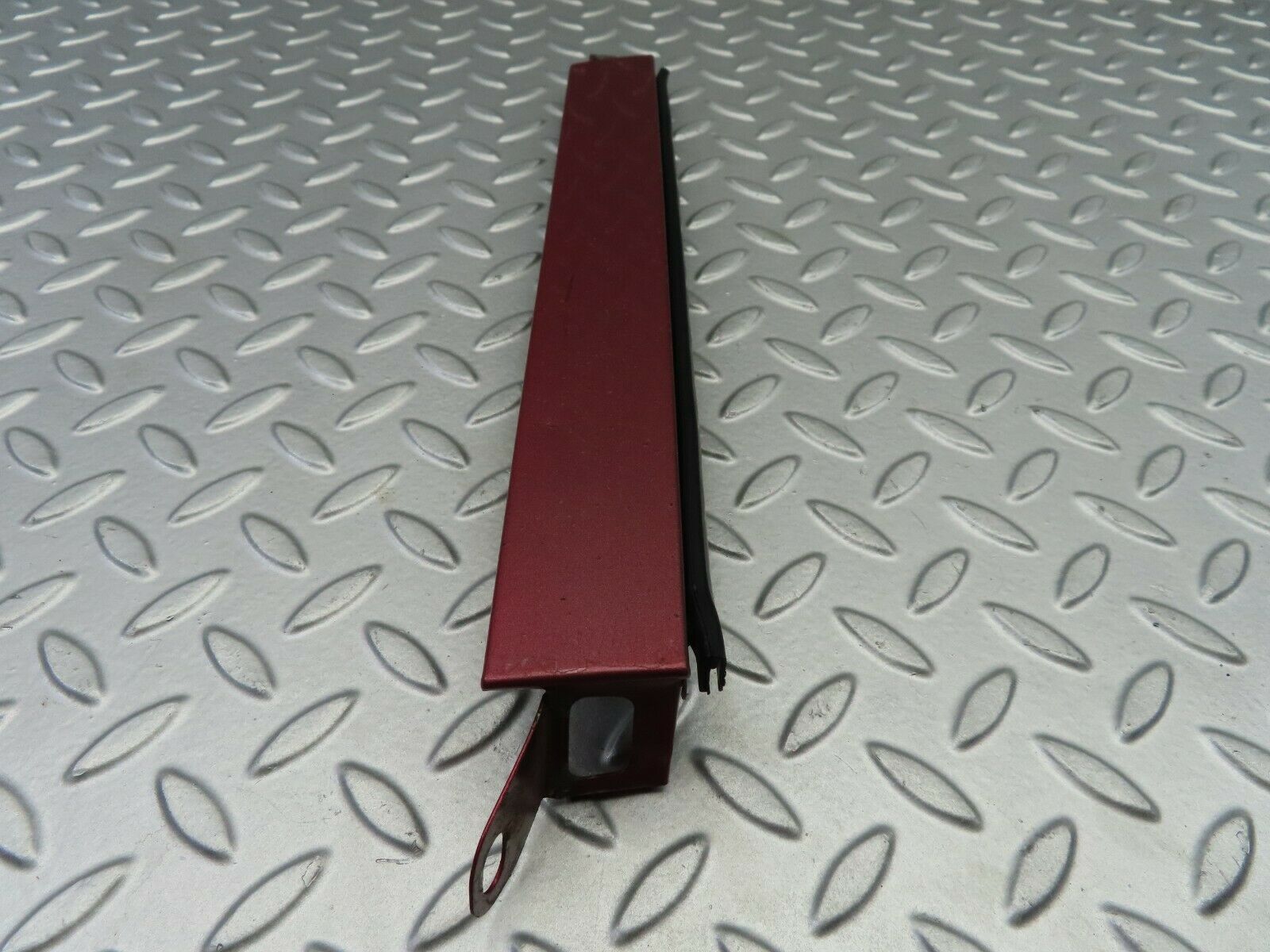 6680 Mercedes-Benz S124 E220 Wagon Under Headlight Trim Right