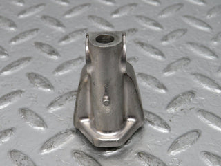 0277 Mercedes-Benz W123 220D Rocker Arm Support 6150550110