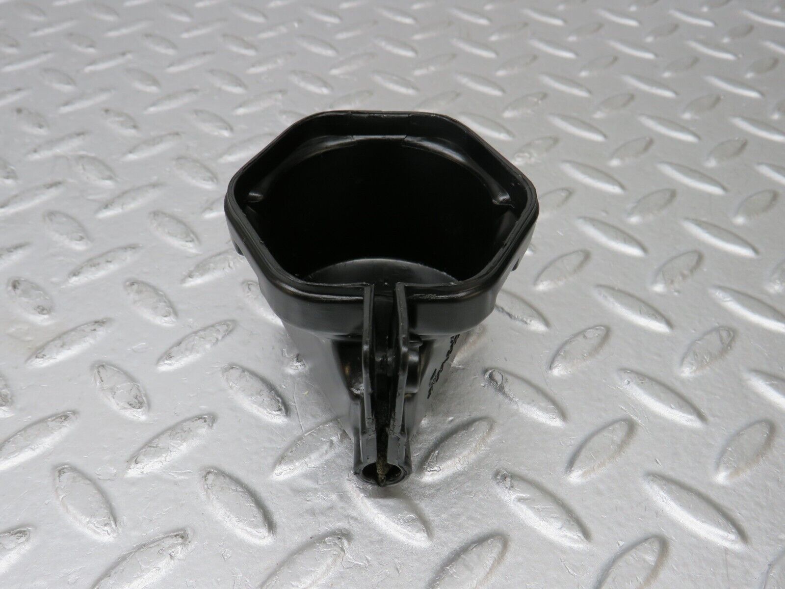 36883 Mercedes-Benz C126 420SEC Coupe Ignition Coil Cover Cap 0001582285
