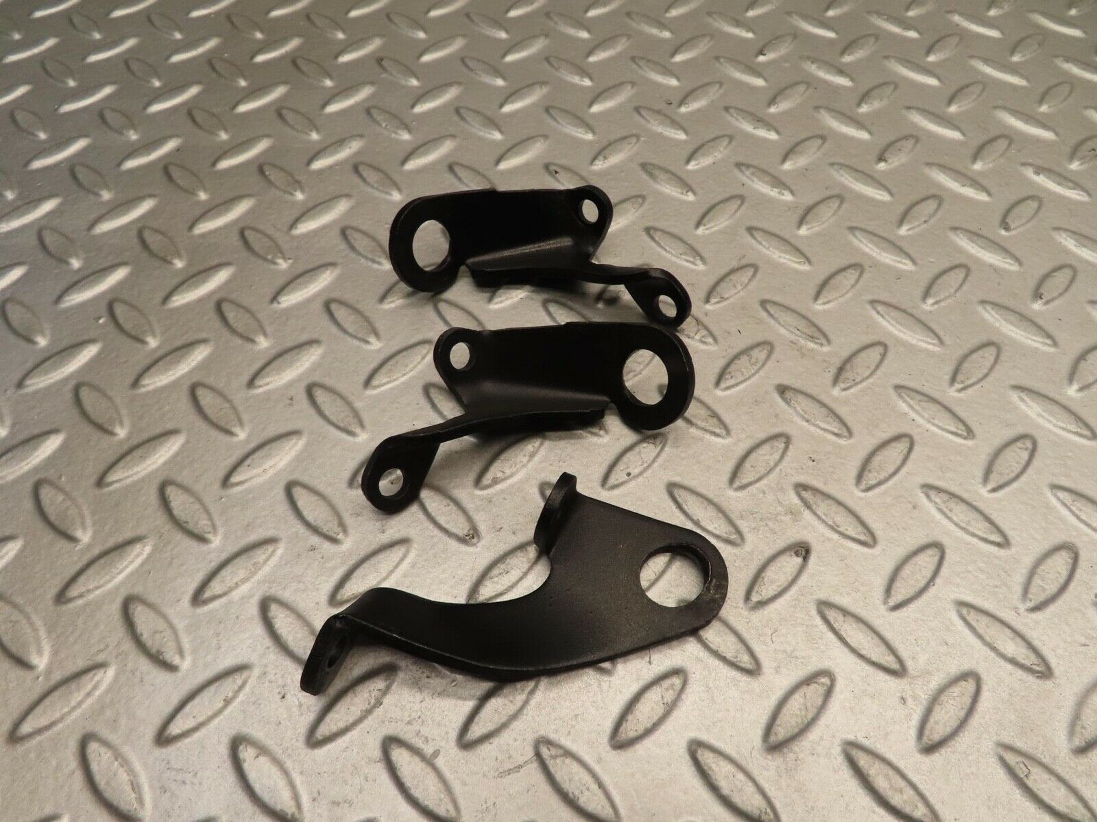 11783 Mercedes-Benz R107 450SL Engine Lifting Eyes Hooks