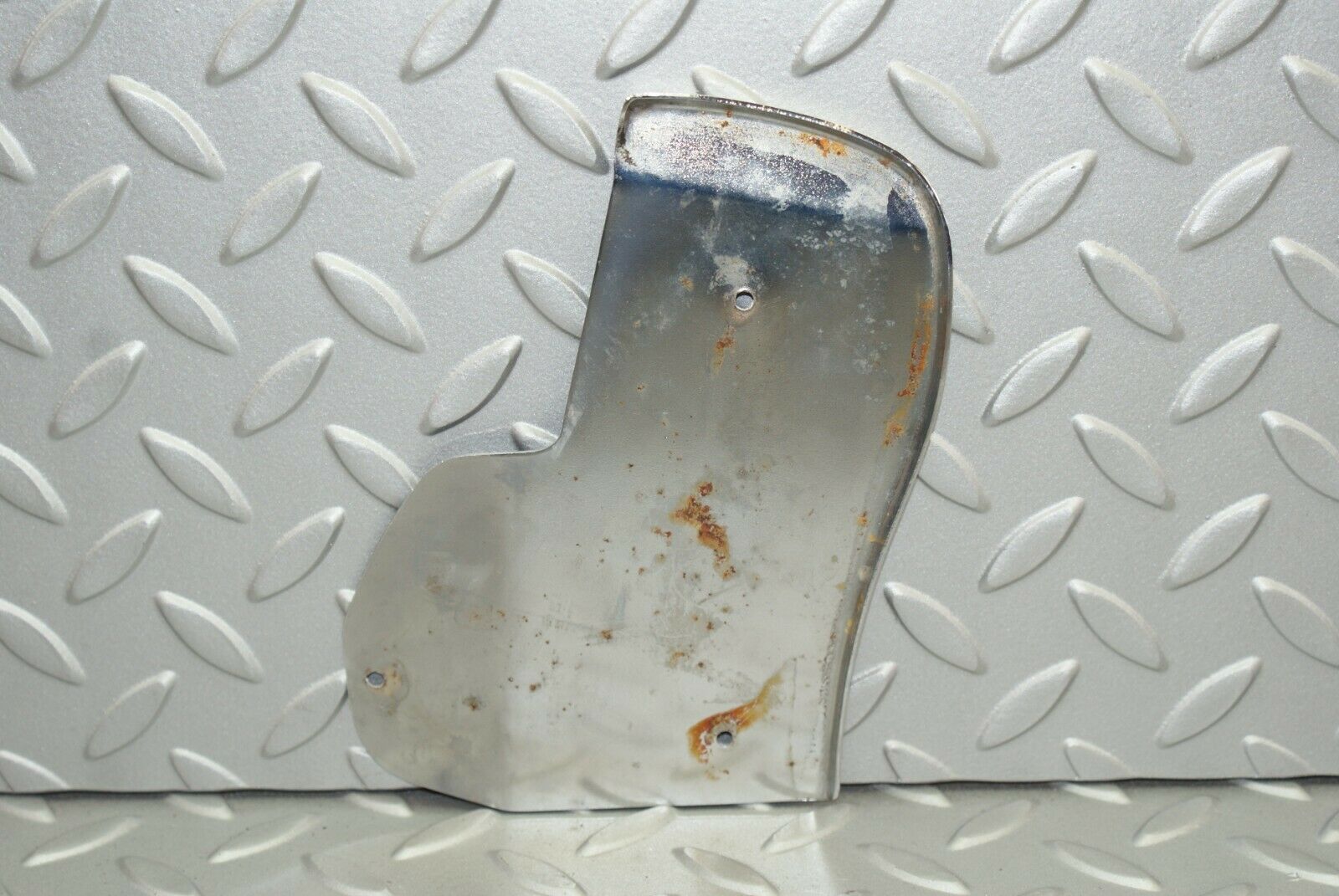 2851 Mercedes-Benz C123 280CE Coupe Right Door Chrome Cover