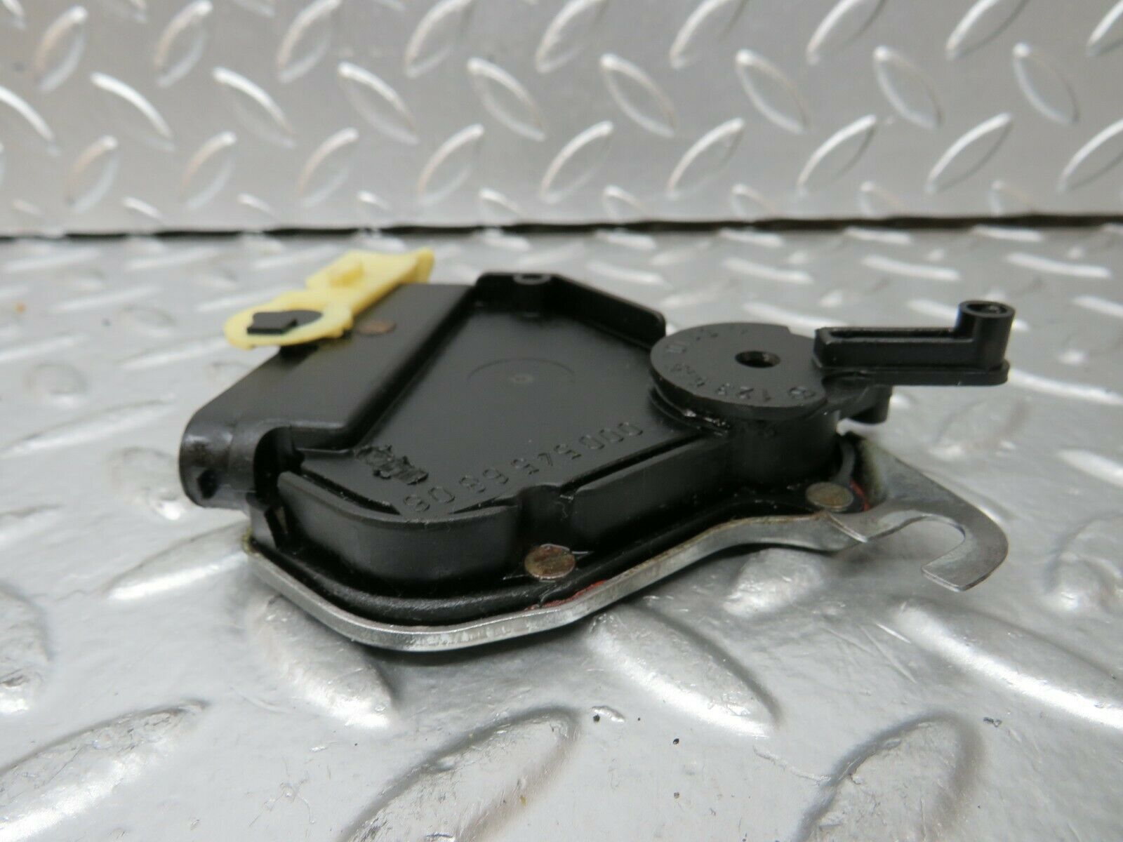 24360 Mercedes-Benz S124 220TE Wagon Reverse Light Switch 0005456806