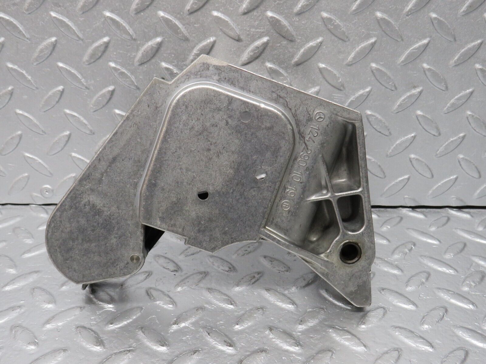 39416 Mercedes-Benz R129 320SL Coupe Brake Pedal Bracket 1242901019 1402921031