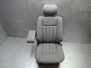 24370 Mercedes-Benz S124 220TE Wagon Front Left Seat Grey