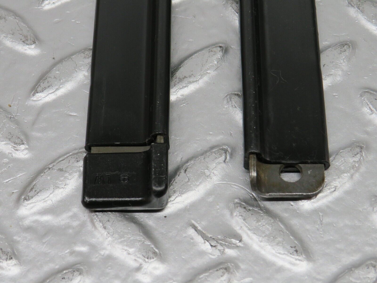 32582 Mercedes-Benz S124 300TE Wagon Seat Belt Runner Pair