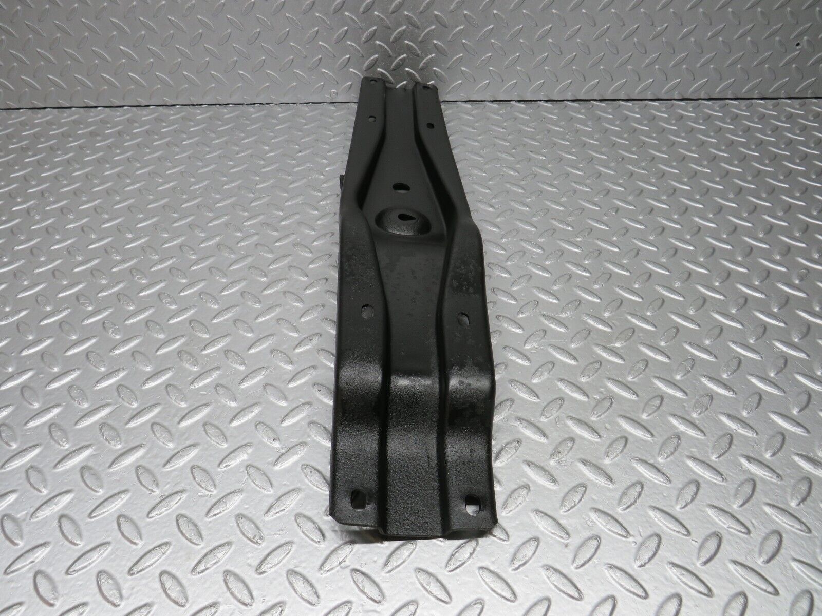 40386 Mercedes-Benz W110 230 Gearbox Mount Bracket