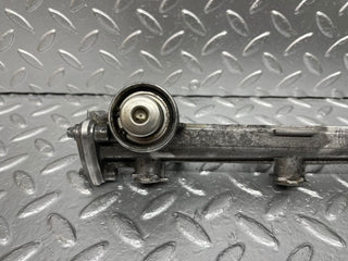 33400 Mercedes-Benz W202 C180 Fuel Injector Rail 11107845