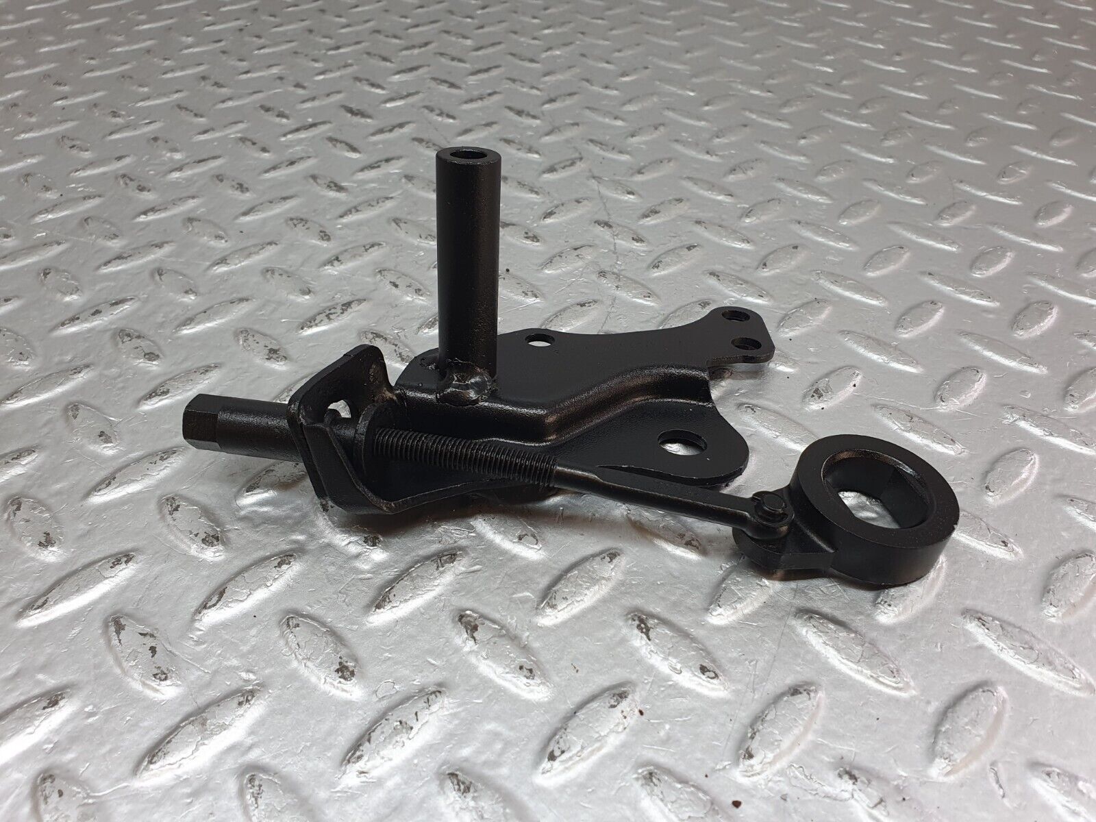 41237 Mercedes-Benz W126 300SE Belt Tensioner 1032000640