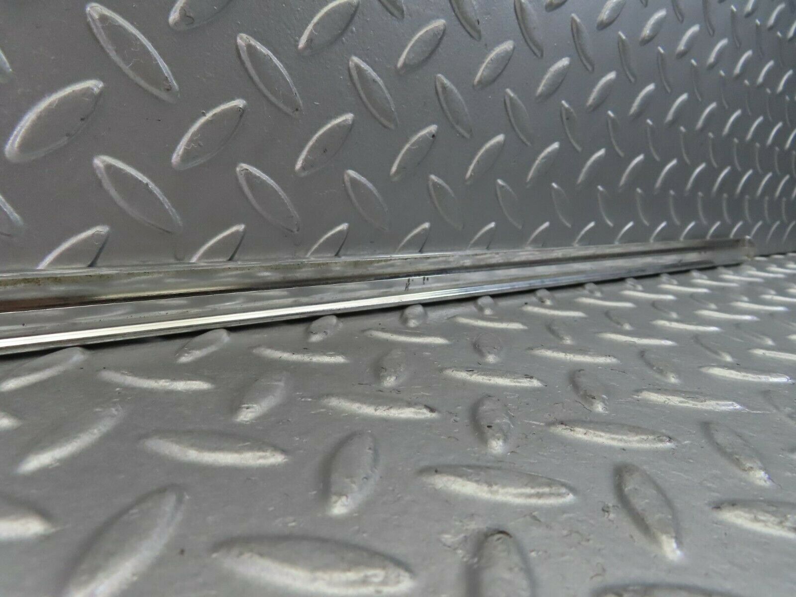 10818 Mercedes-Benz W123 230E Rear Right Door Chrome Moulding Trim