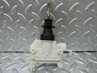 W124 Wagon door lock vacuum actuator front right used OEM