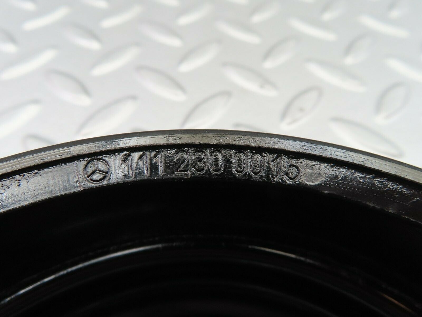 6802 Mercedes-Benz S124 E220 Wagon Power Steering Pump Pulley 1112300015