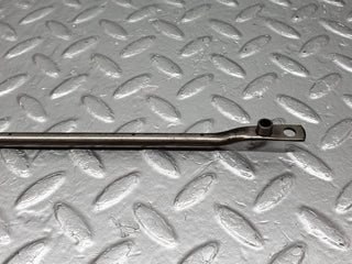 40875 Mercedes-Benz W123 240D Camshaft Oil Tube