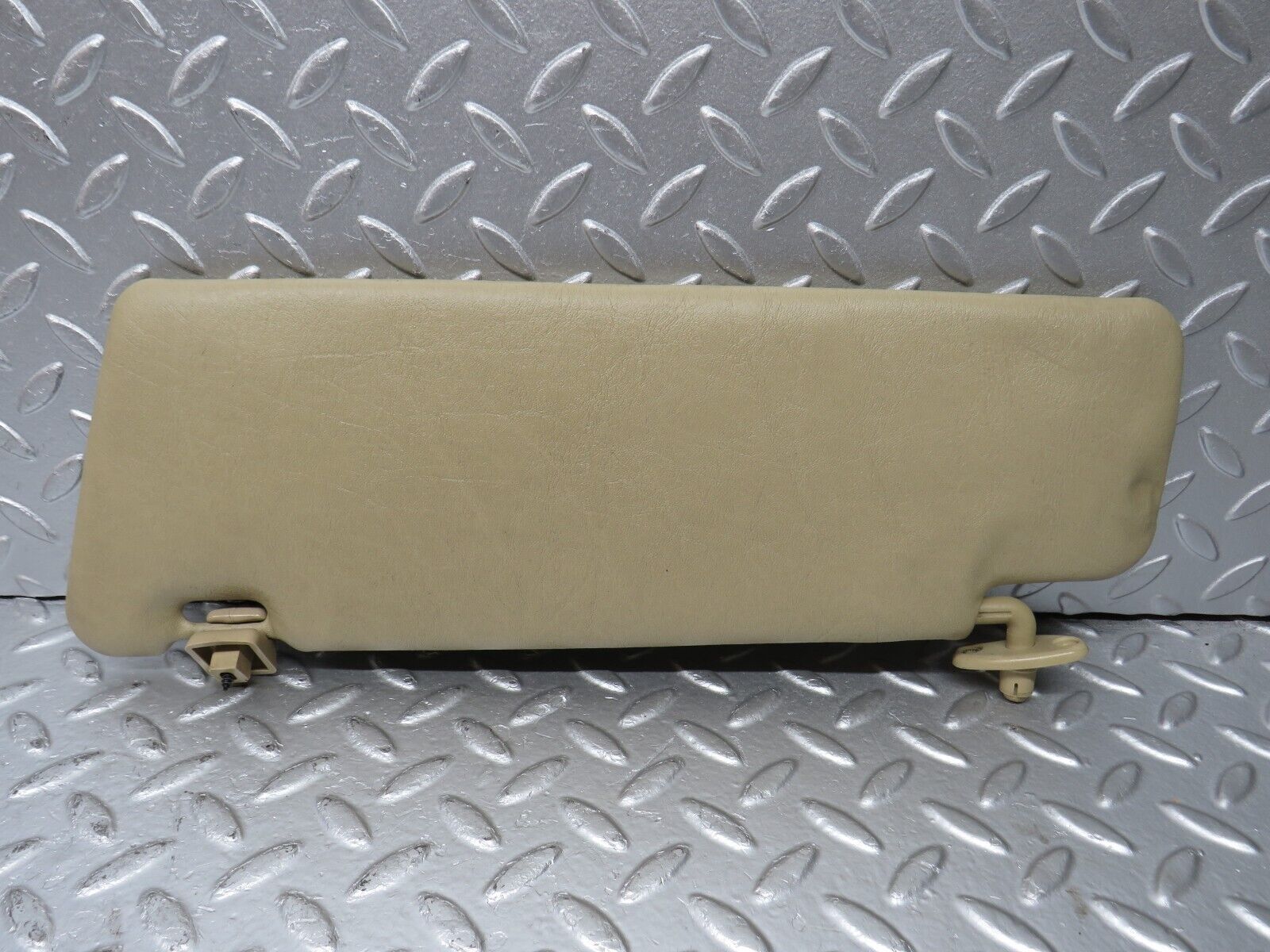 33944 Mercedes-Benz W124 260E Sun Visor Right Side Beige