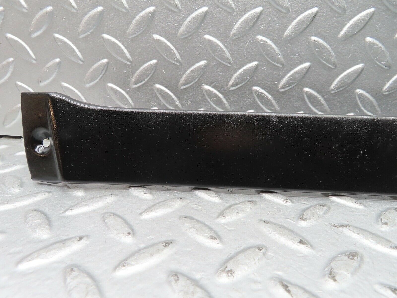 21681 Mercedes-Benz W126 300SE Right Headlight Lower Trim