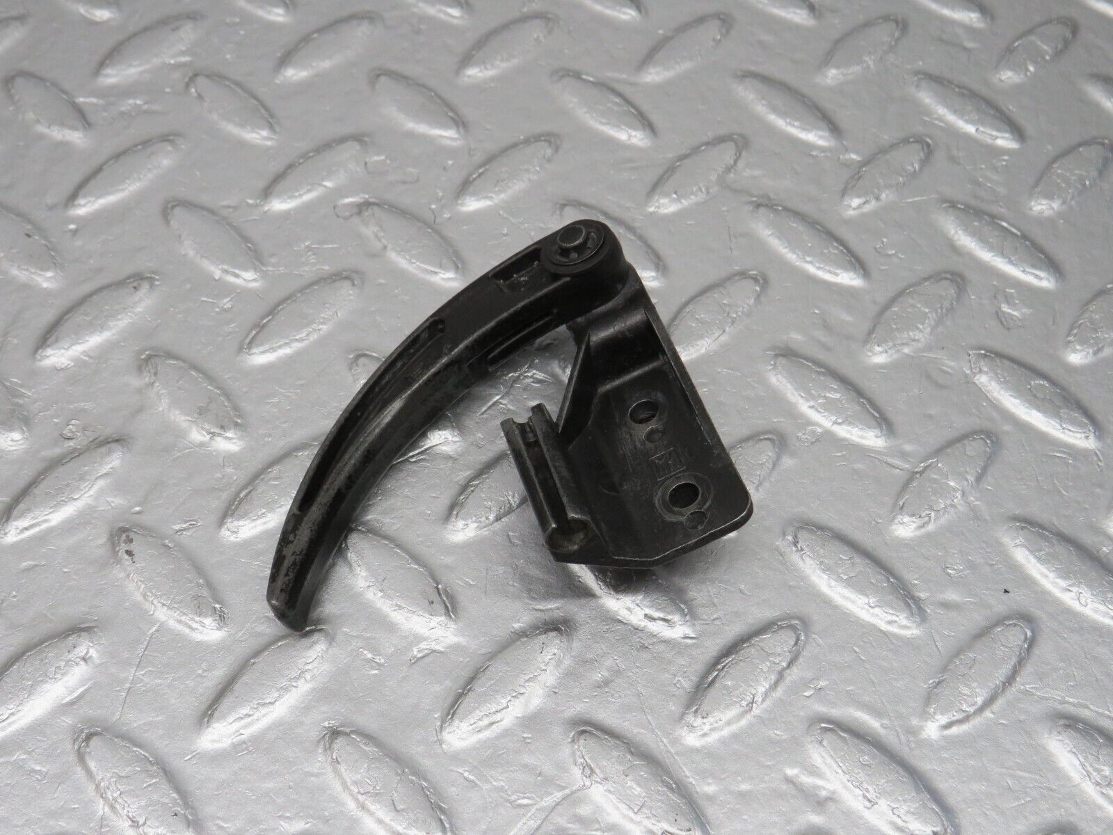 40675 Mercedes-Benz W123 300D Hood Opener Bonnet Opener Release