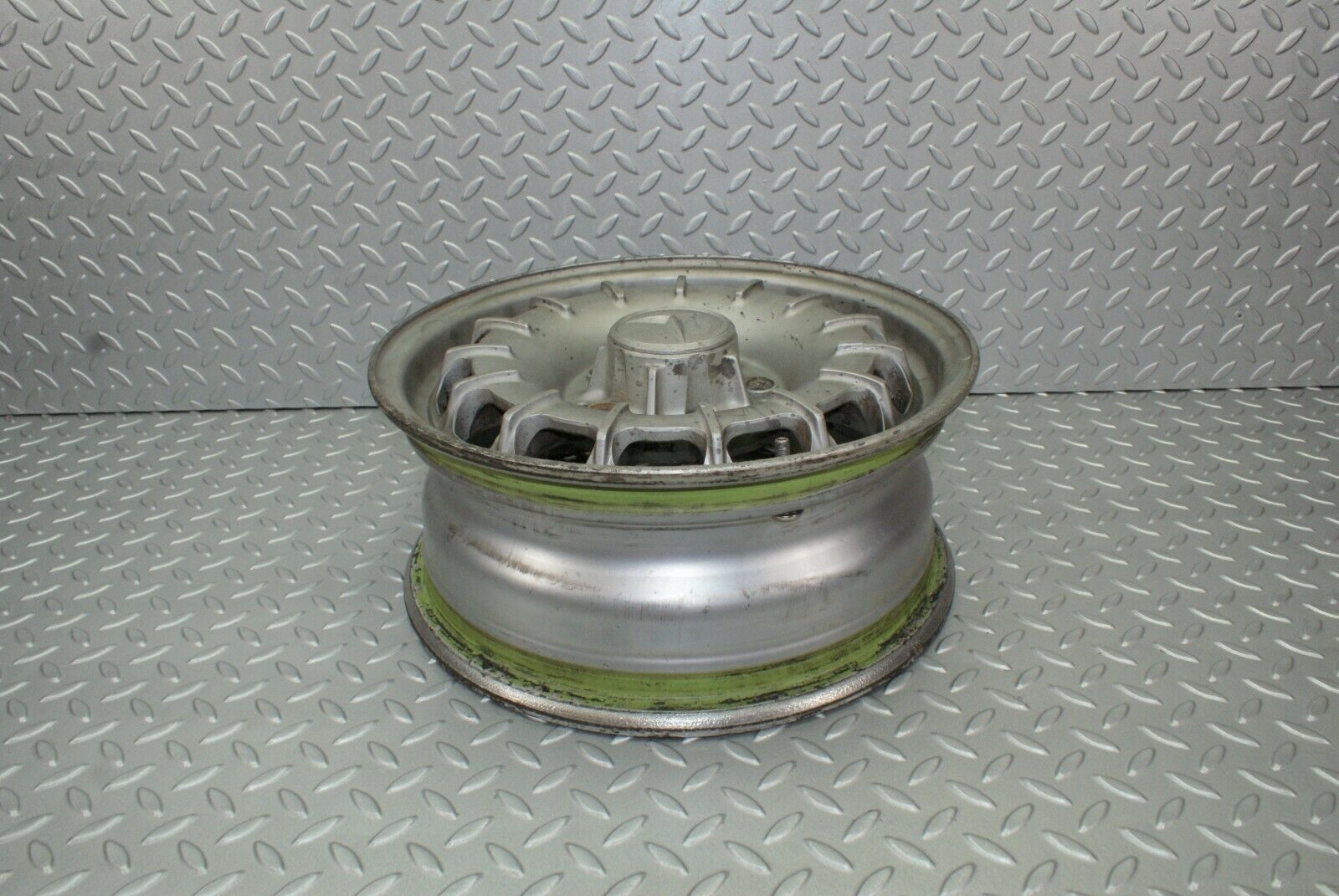 2457 Mercedes-Benz W123 Alloy Wheel Mexican Hat 5.5Jx14H2 ET30 1234001702
