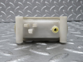 W124 Wagon door lock vacuum actuator rear right used OEM