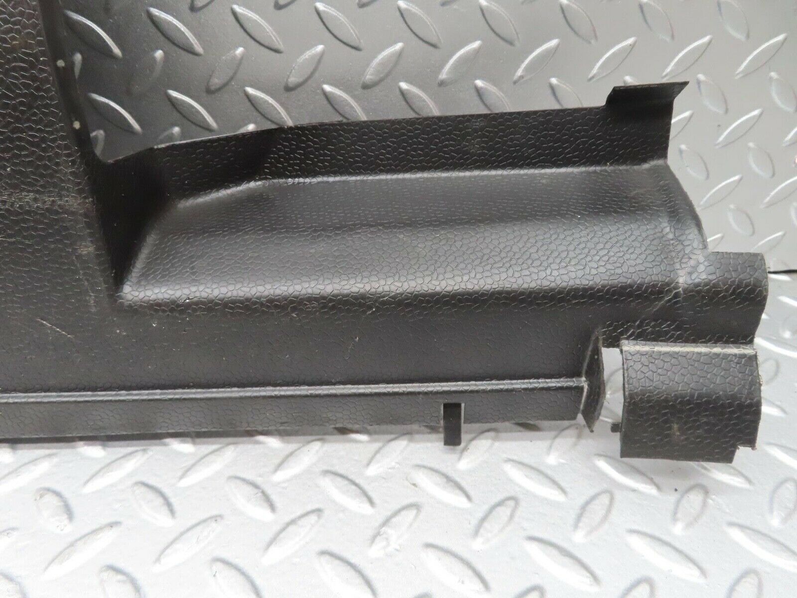 14563 Mercedes-Benz W201 190E Boot Rear Plastic Cover  2016940425
