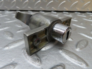 20834 Mercedes-Benz W114 250CE Coupe Trunk Lock No Key 1157500091