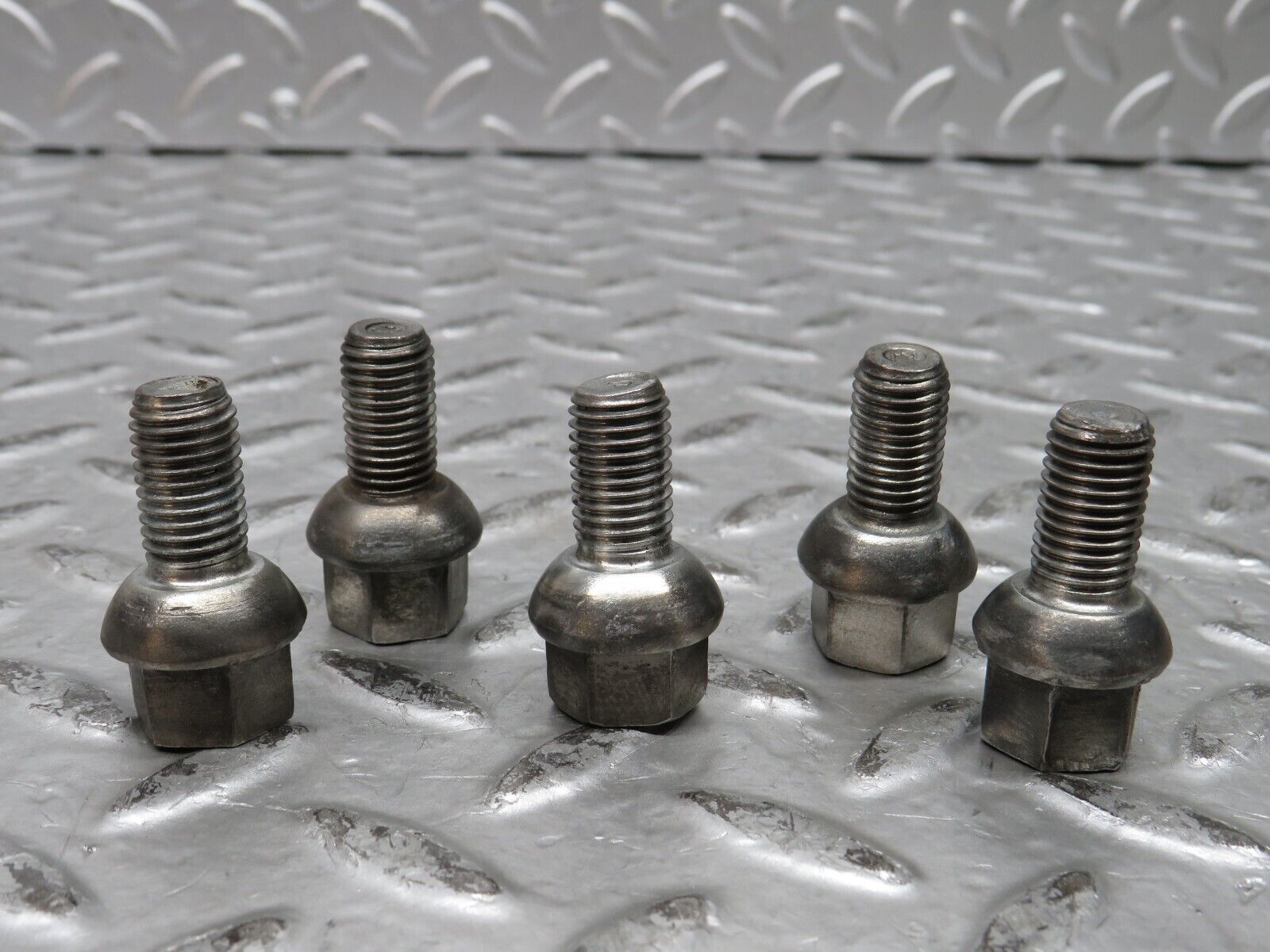 28540 Mercedes-Benz 5x Steel Wheel Lug Bolt M12x1.5