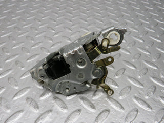 32453 Mercedes-Benz S124 300TE Wagon Front Left Door Lock Mechanism