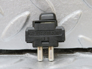 W126 child lock control switch used OEM