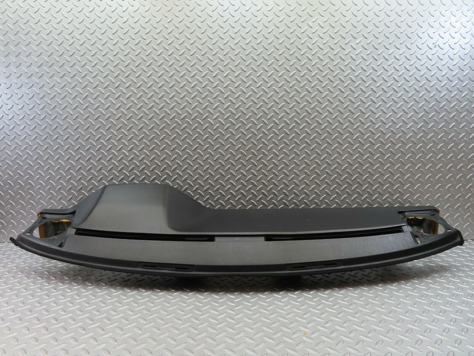 6614 Mercedes-Benz S124 E220 Wagon Dashboard Black