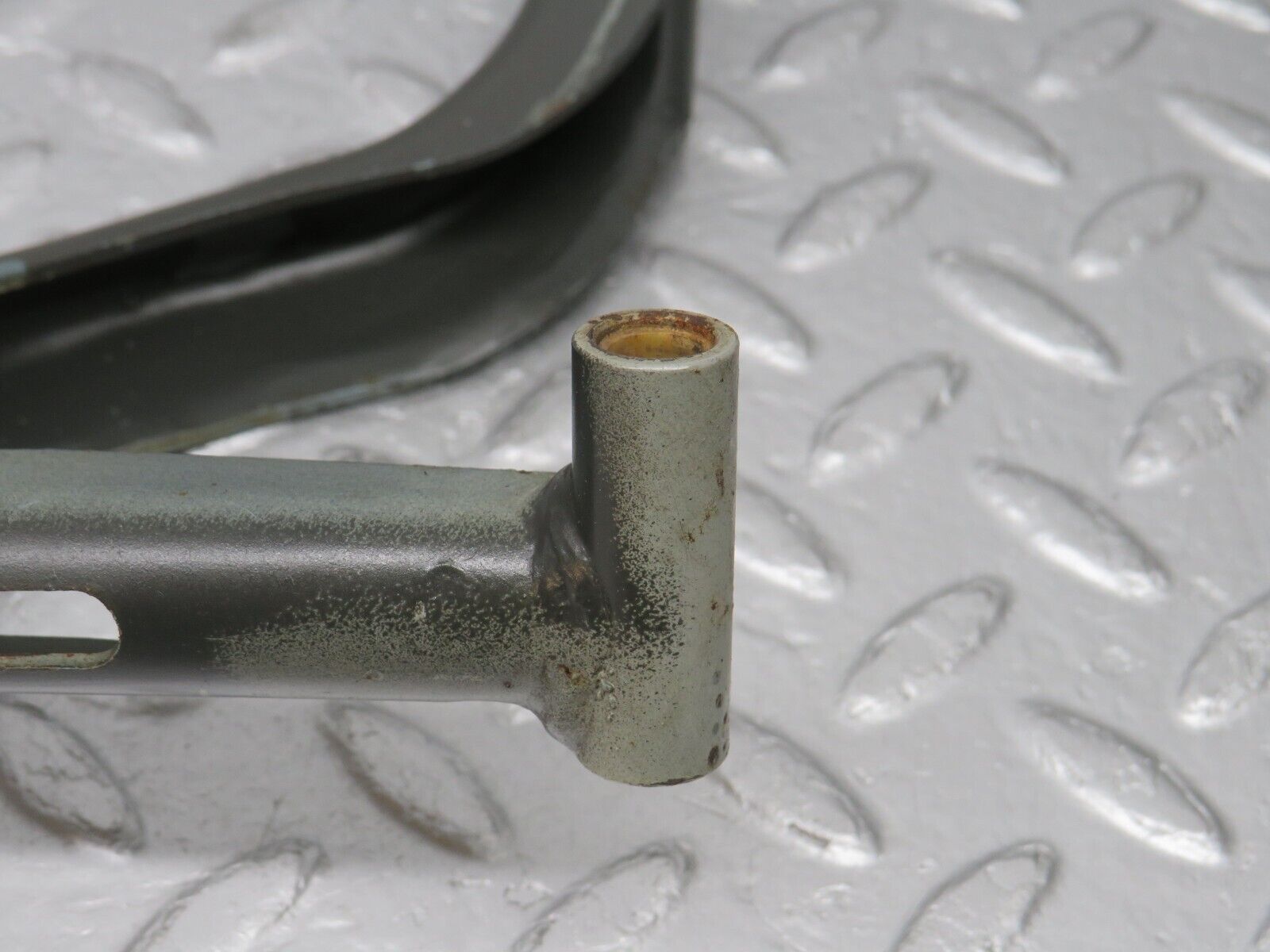 39085 Mercedes-Benz R107 500SL Coupe Soft Top Lid Hinge Left Side