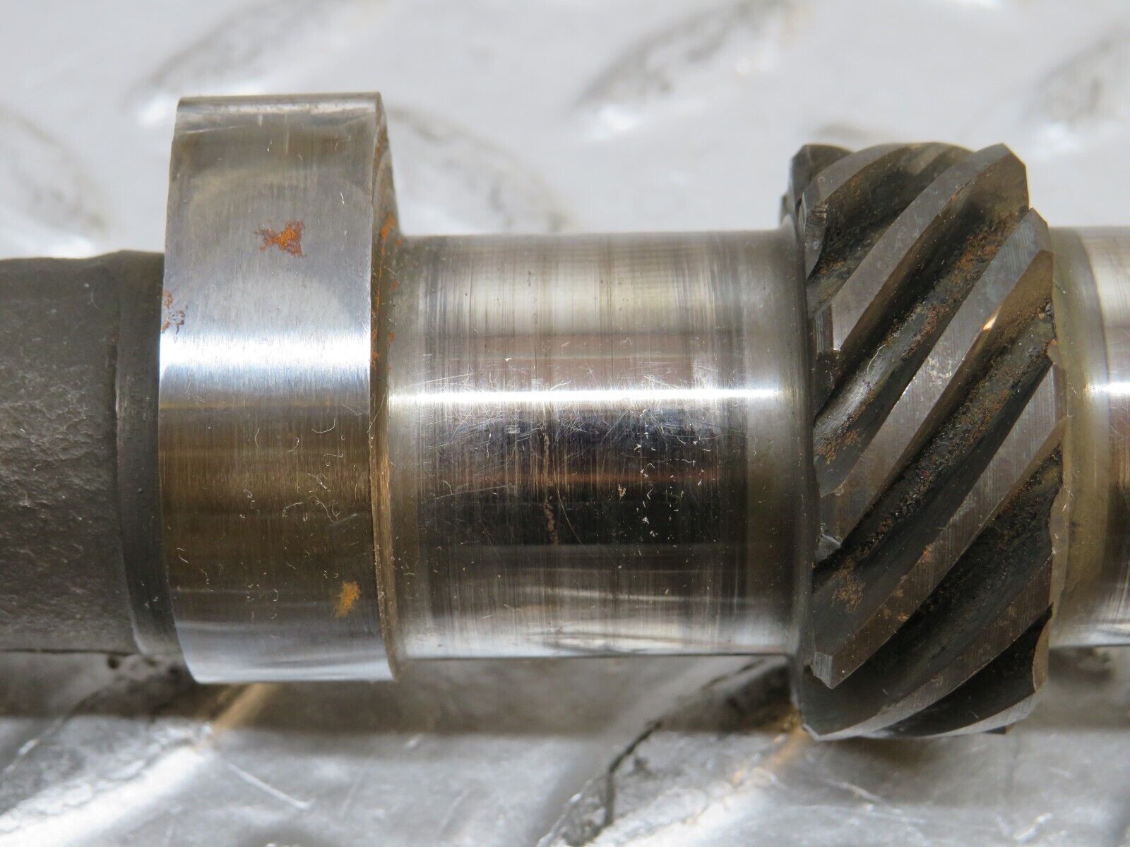 0327 Mercedes-Benz W120 180D Ponton Camshaft OM636