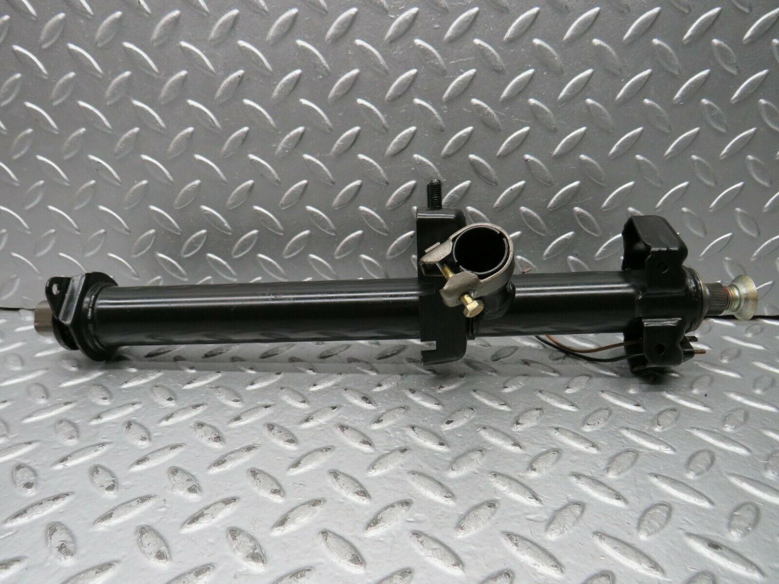 22070 Mercedes-Benz S123 280TE Wagon Steering Column