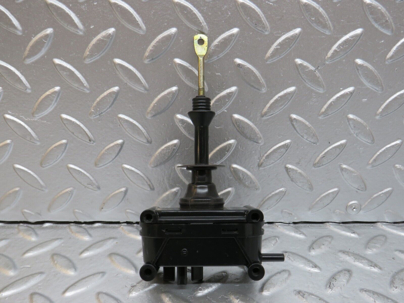 29377 Mercedes-Benz W124 230E Door Lock Vacuum Actuator Rear Left