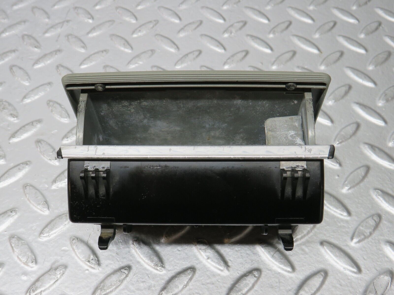 31227 Mercedes-Benz S124 220TE Wagon Rear Door Ashtray Grey