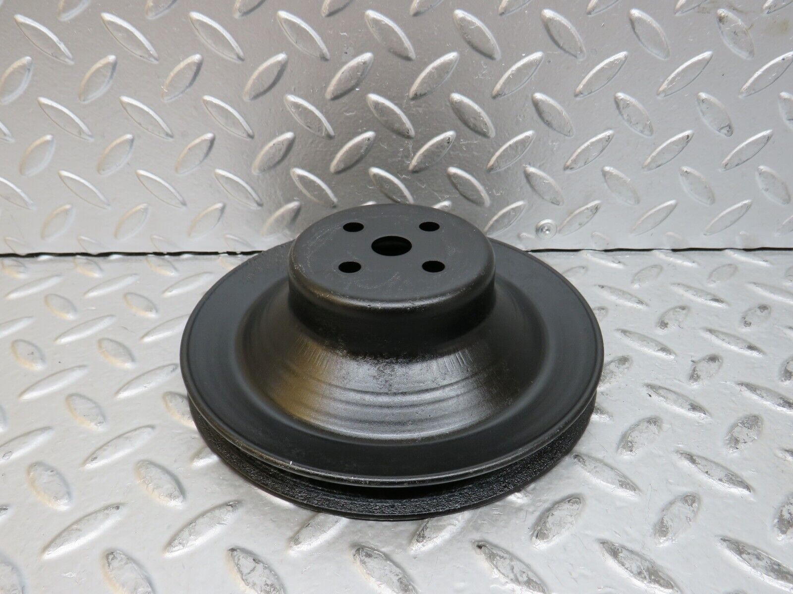 28441 Mercedes-Benz S123 240D Wagon Water Pump Pulley