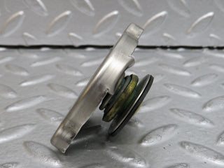 29463 Mercedes-Benz W124 230E Radiator Cap 1235010015