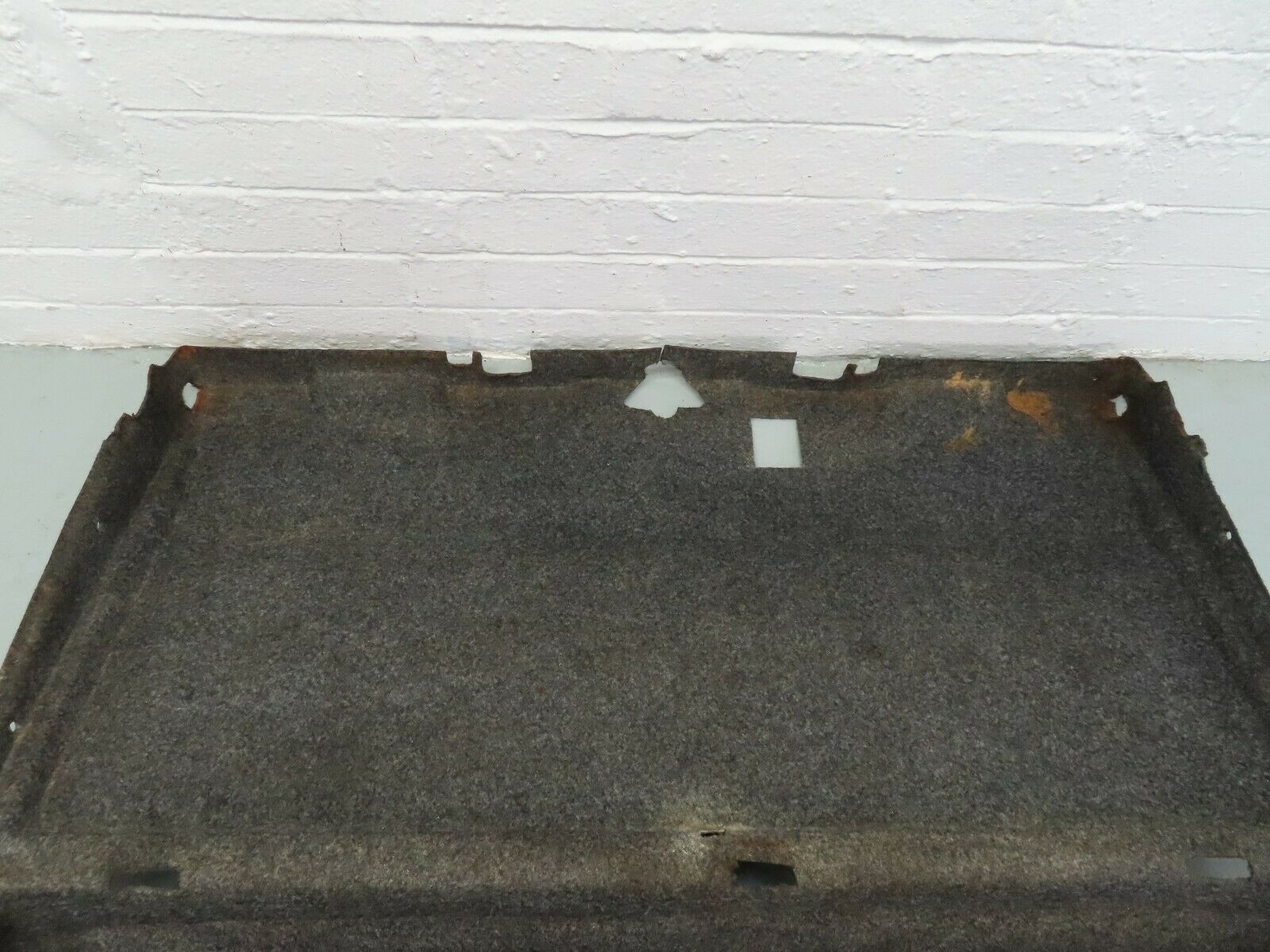 6671 Mercedes-Benz S124 E220 Wagon Floor Carpet