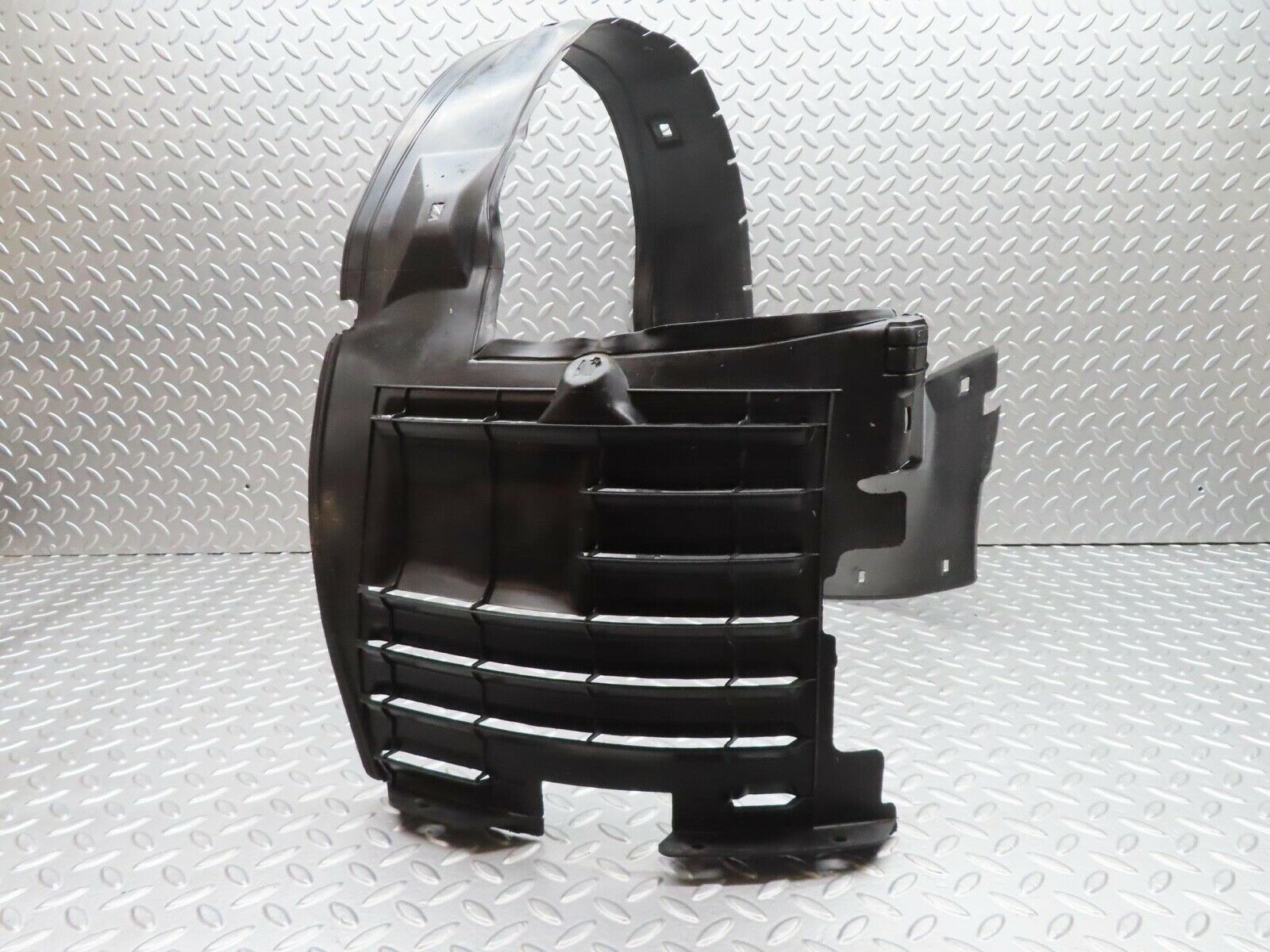 15017 Mercedes-Benz W140 S320 Wheel Arch Cover Front Right 1406983630