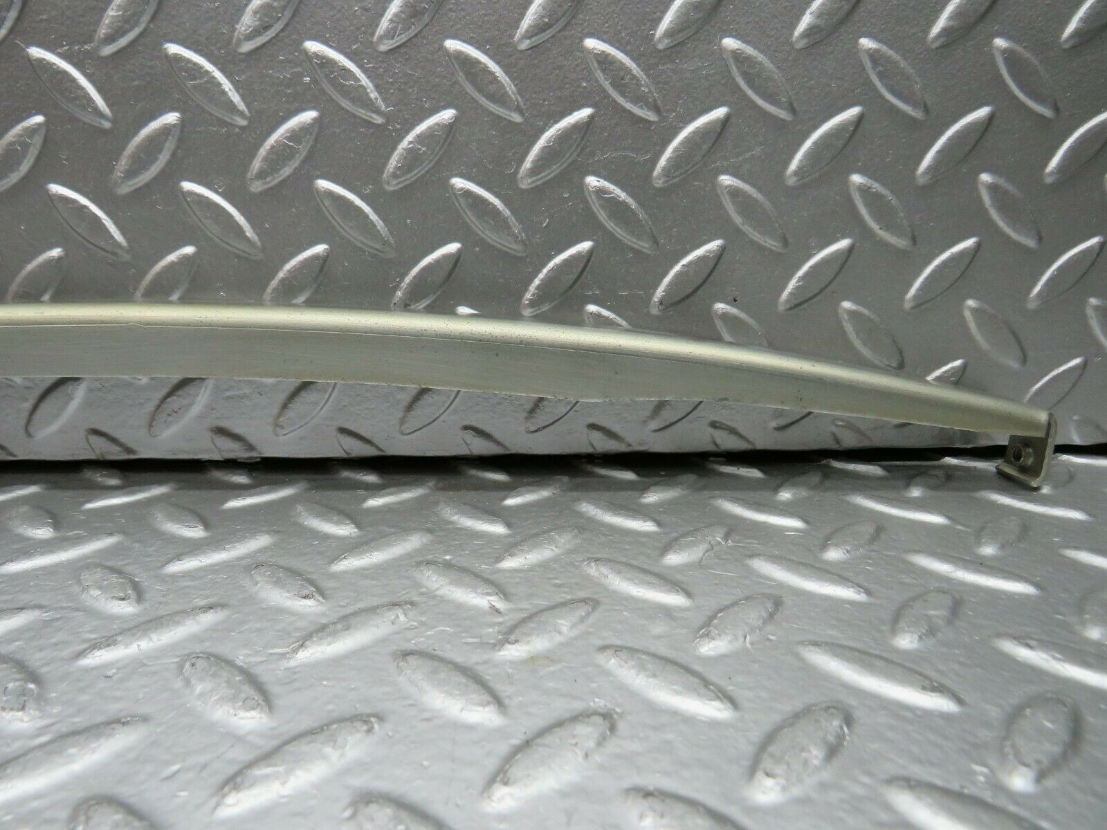 22535 Mercedes-Benz C124 E220 Coupe Left Door Window Channel
