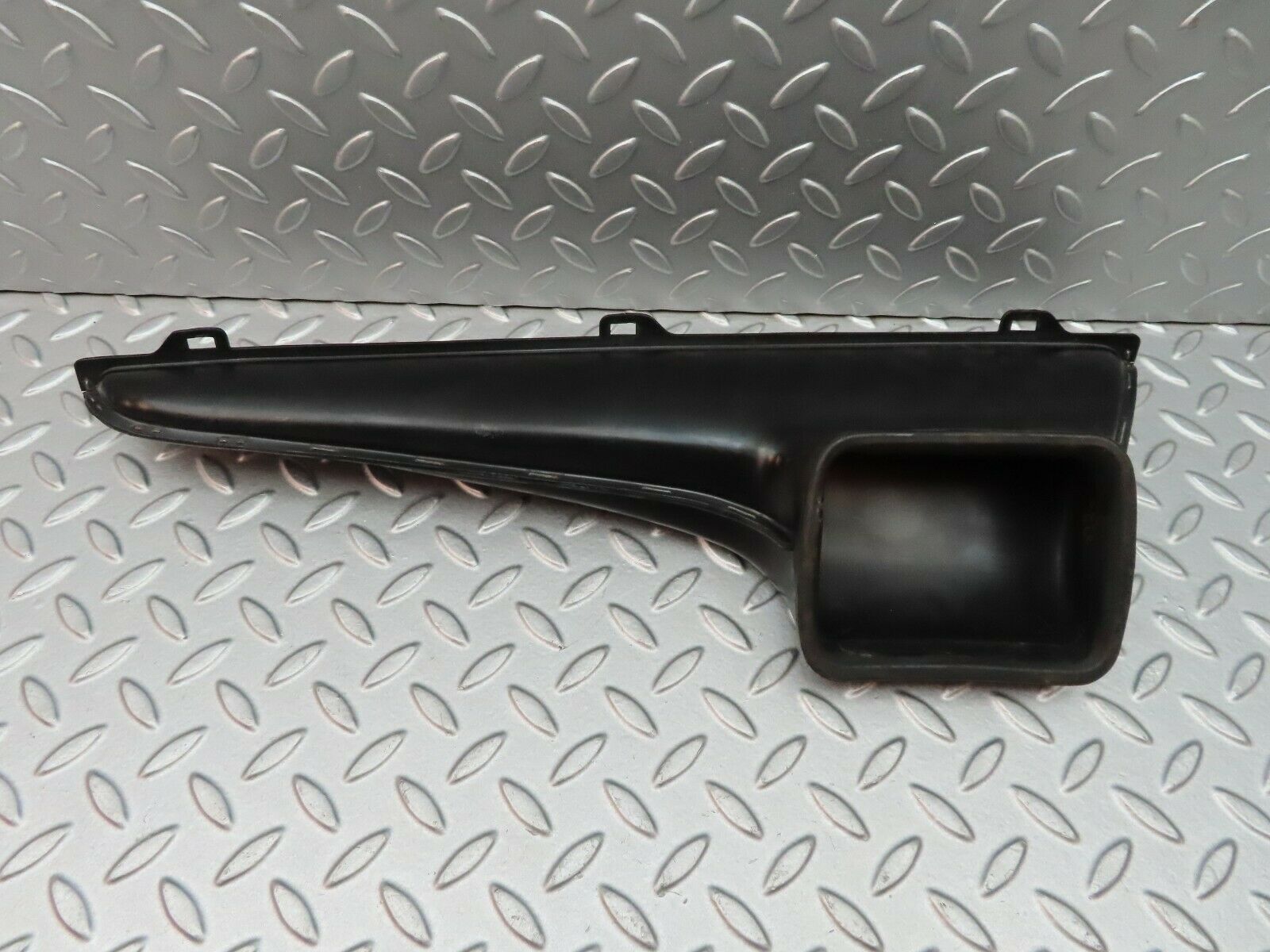 5226 Mercedes-Benz W116 350SE Dashboard Ventilation Duct Right 1168300419