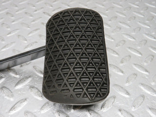 33427 Mercedes-Benz W202 C180 Brake Pedal With Rubber 1232910082