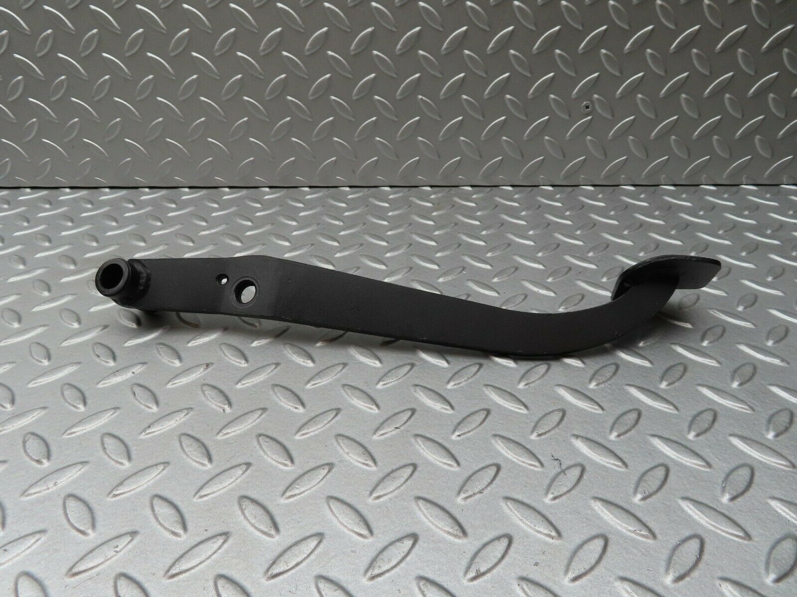 4776 Mercedes-Benz W114 280CE Coupe Brake Pedal