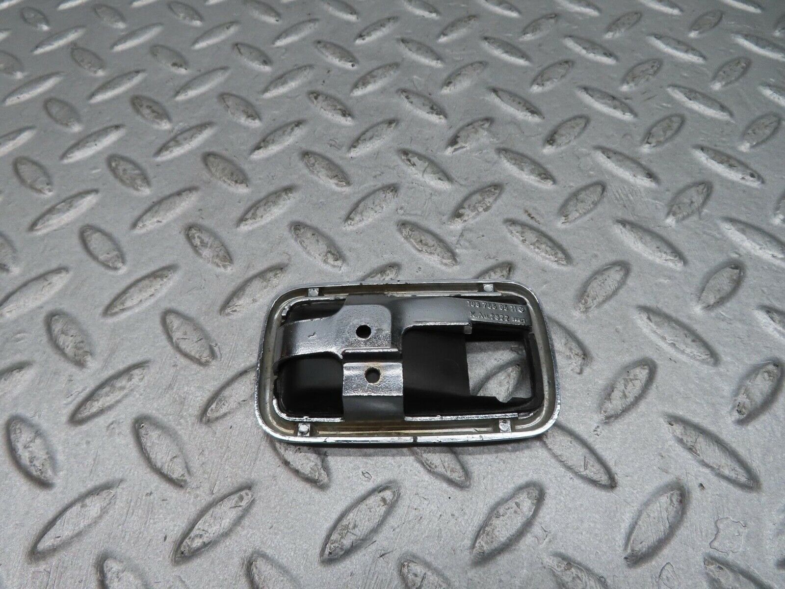 12265 Mercedes-Benz W108 280SE 3.5 Chrome Frame For Door Handle Left 1087660511