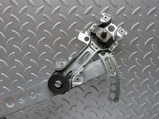 S123 Wagon front right manual window regulator used OEM